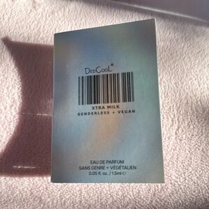 Ded cool fragrance xtra milk genderless & vegan sample